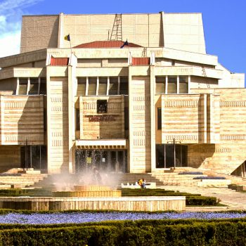 2bf805ff-b31c-47ea-8ce2-e98f361c9fde