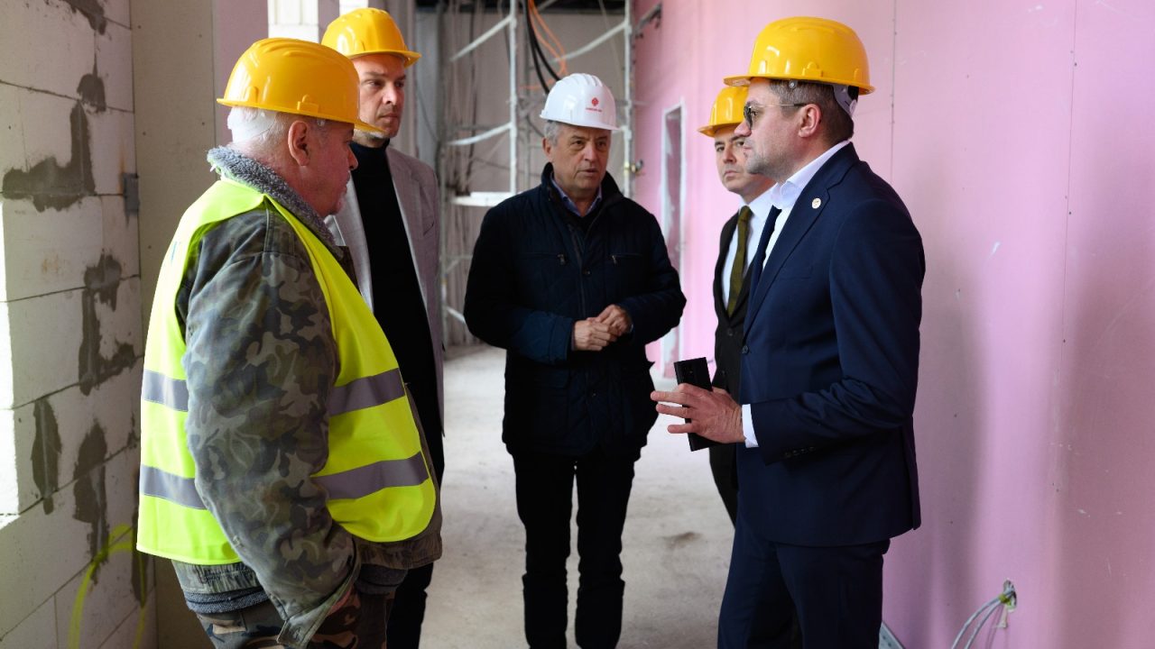 489417253_1290427622438915_3205252296813697414_n