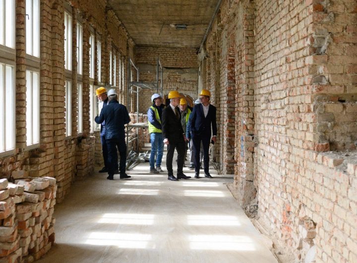 489294886_1027857159404392_4769177044826489837_n