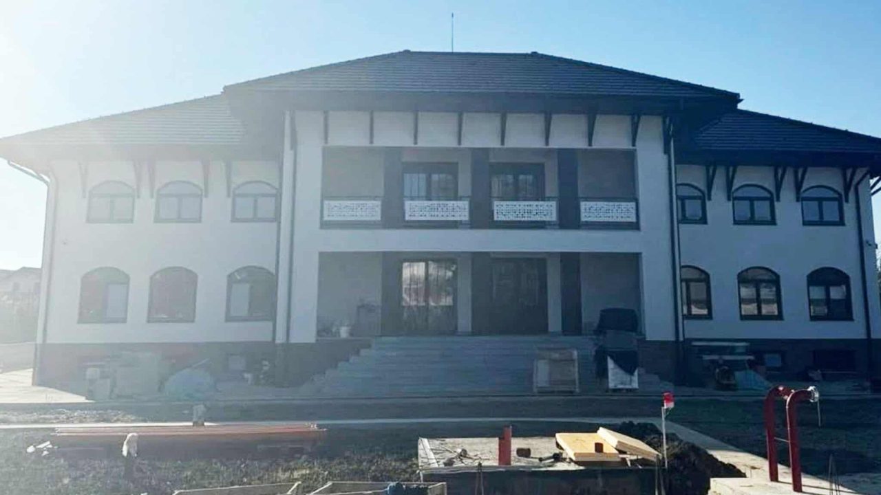 6ee9ee6e-d478-4e7c-af74-d65e3cd14b59