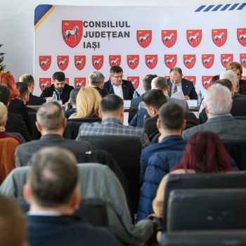 25b59806-b85a-4ecc-974c-4c5b865eb3ee