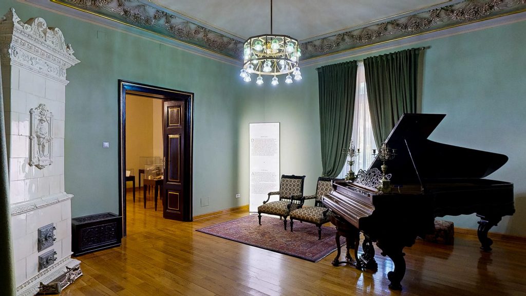 499253985_1147942760711365_8646584805023581380_n