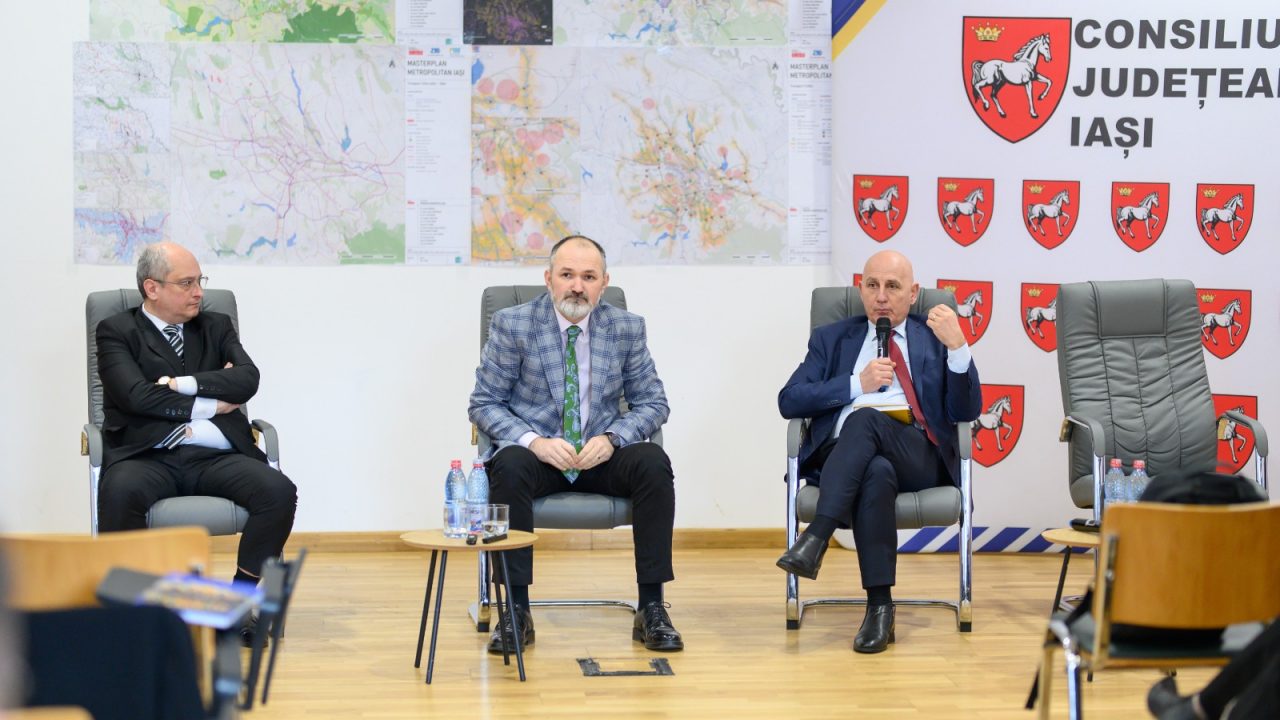 654205768_122130453657022876_8743764536620323152_n