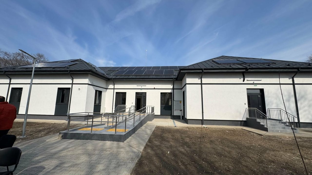 d0087dc3-21d9-410f-8f38-33fd3a76906c